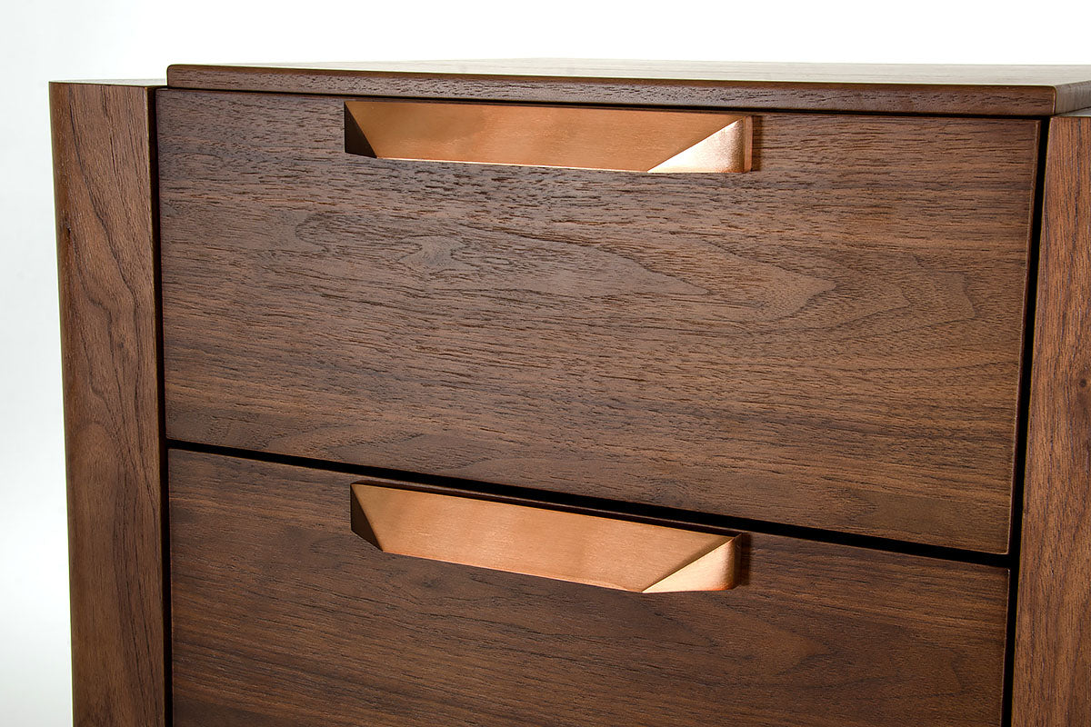 Modrest Codex Mid-Century Tobacco Chest