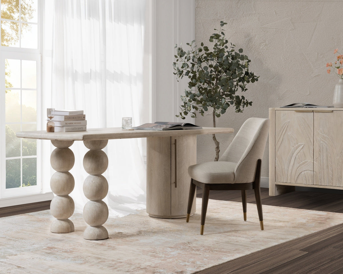 Estelle Desk
