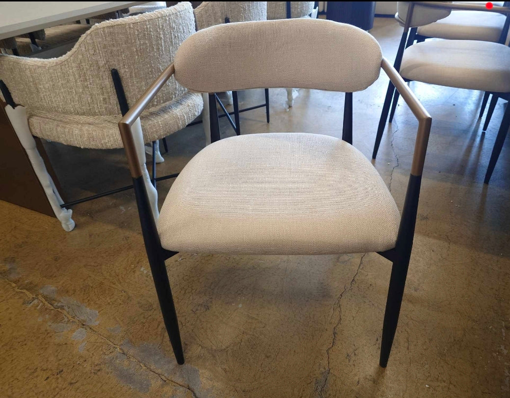 Panthere Arm Dining chair - Sand