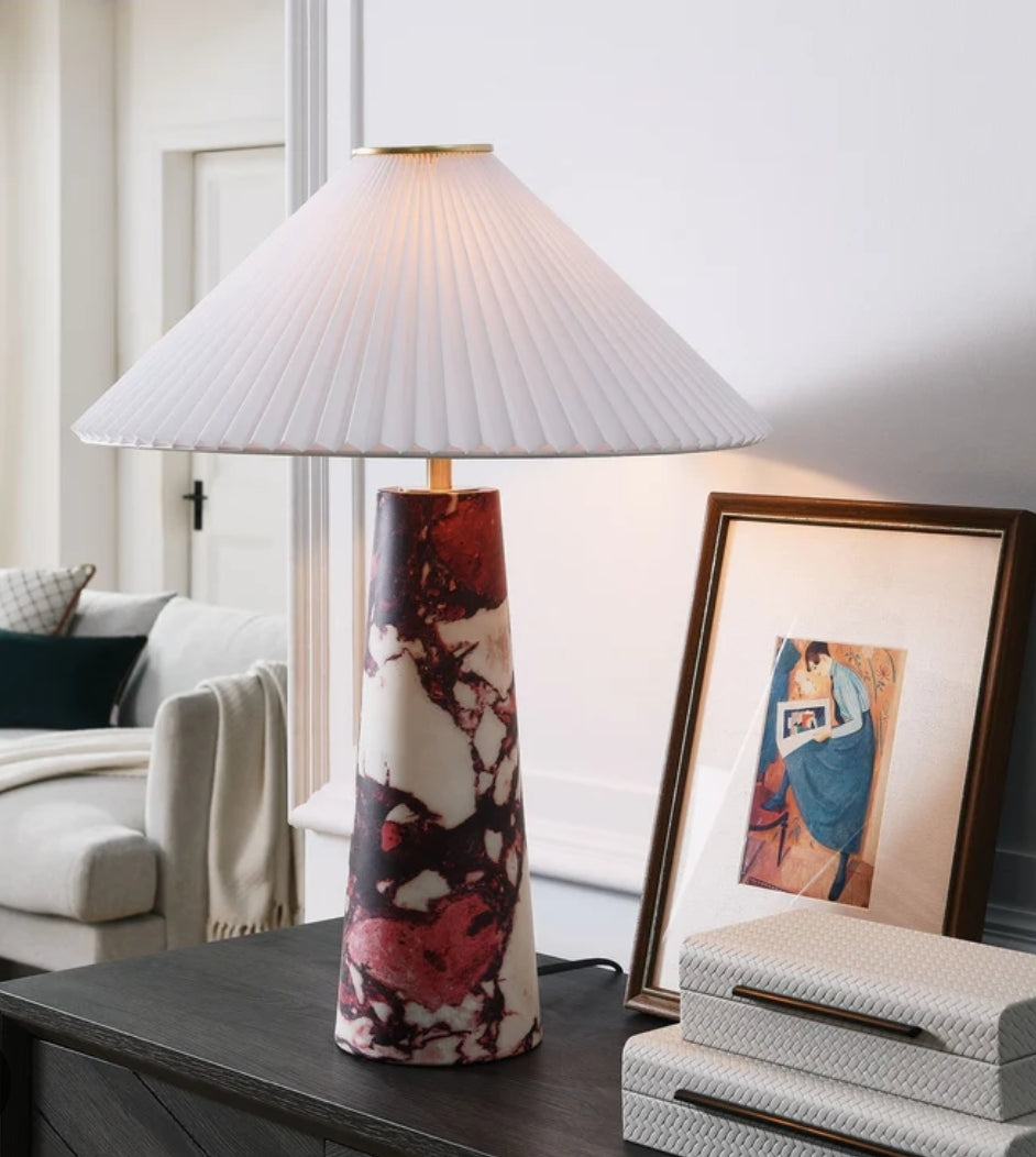 Dovetail lamp